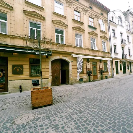 Lion King Lesya Ukrainka Apartment Lviv Exterior photo