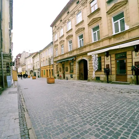 Lion King Lesya Ukrainka Apartment Lviv Exterior photo