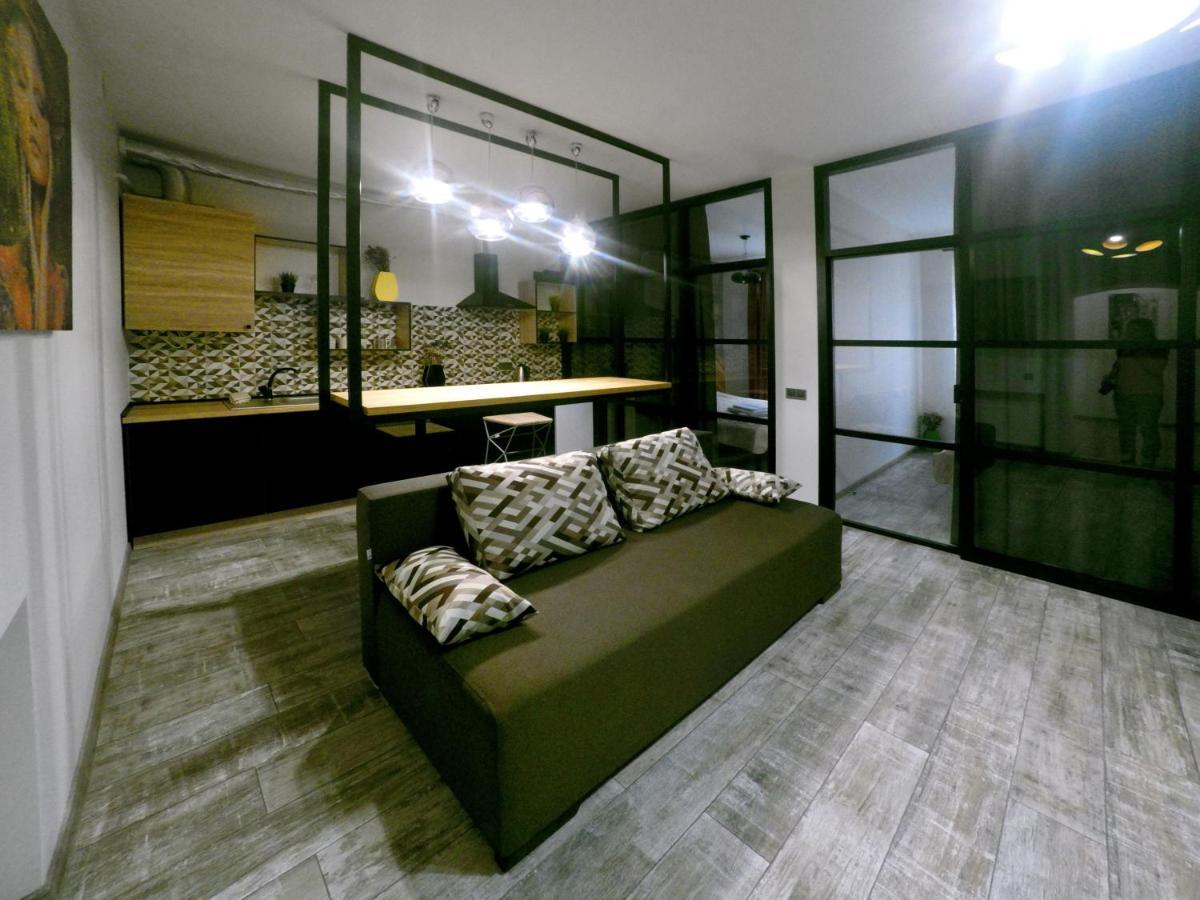 Apartment Lion King Lesya Ukrainka