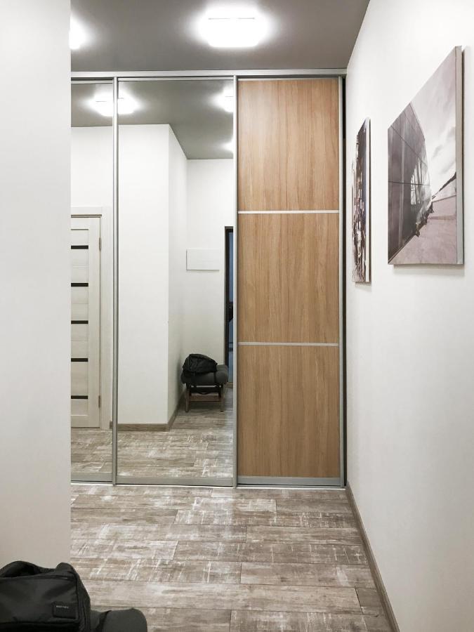Lion King Lesya Ukrainka Apartment *